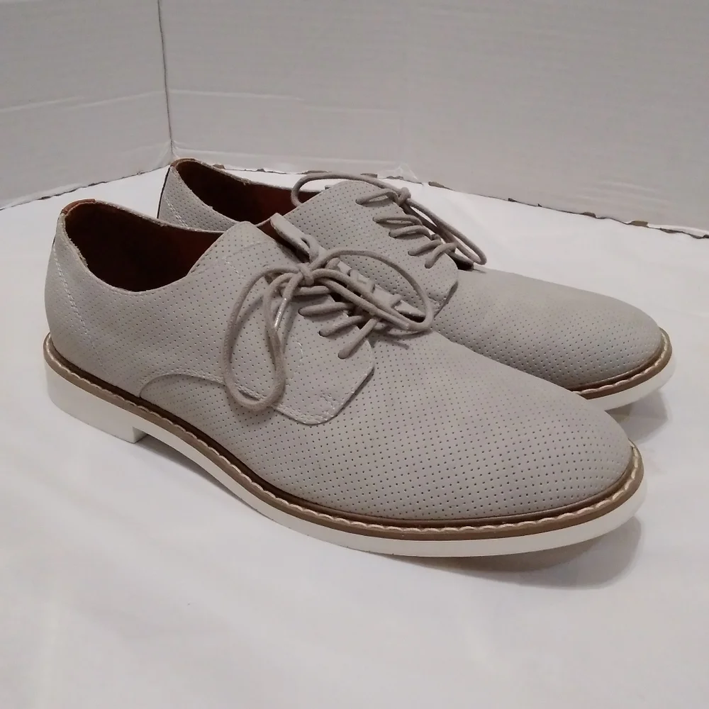 Tommy Hilfiger Seaside Men's 11 Gray EXCELLENT - Picture 1 of 9